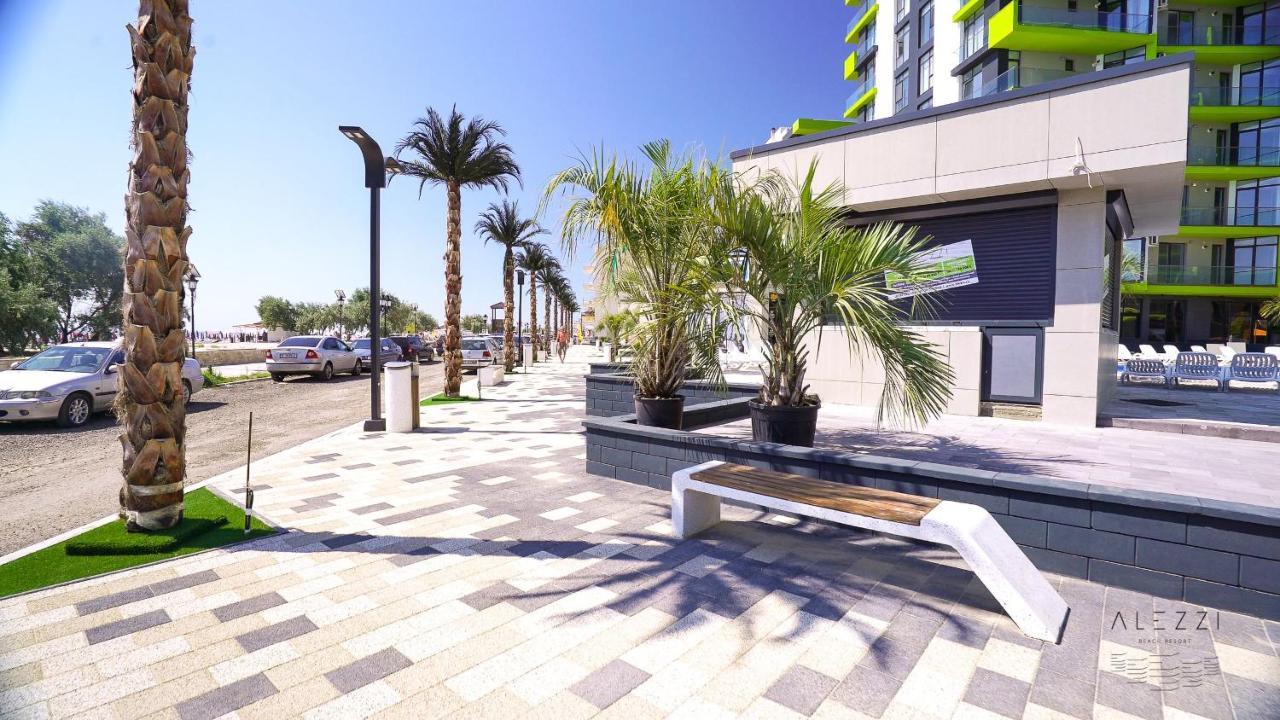 Vibe Apartment- Spa N Pools Beach Resort Navodari Exterior photo